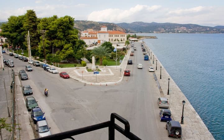 Aktaion City Hotel