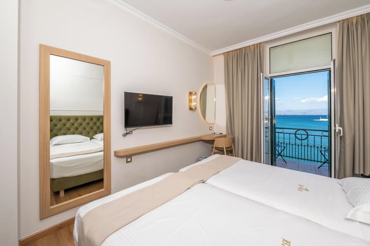 Aktaion City Hotel
