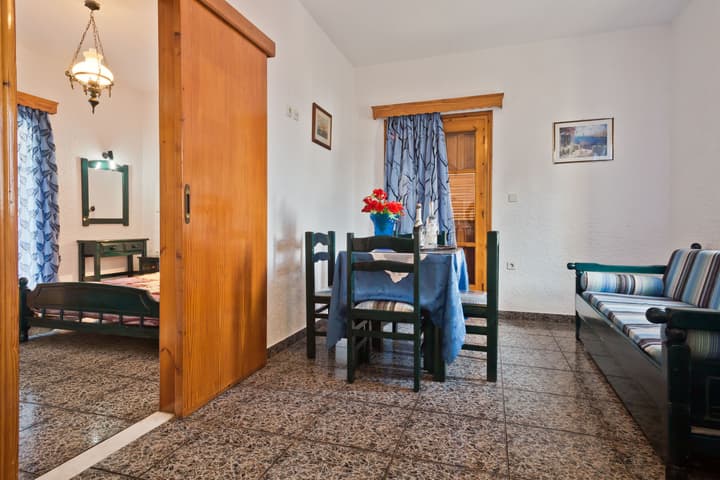 Montemar Studios & Apartments