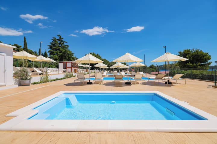 Apartments Medena
