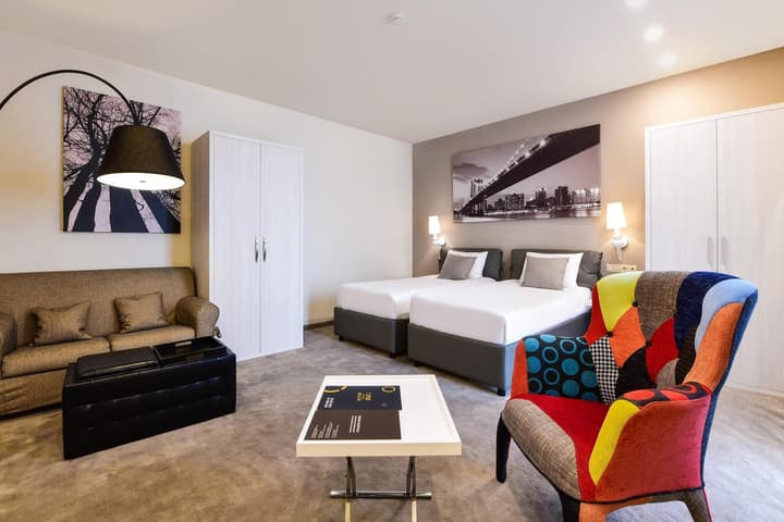 Opera Suite Hotel
