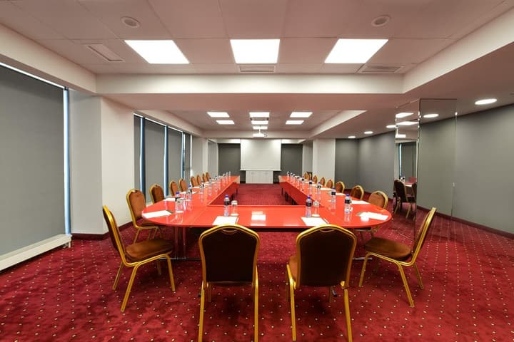 Opera Suite Hotel