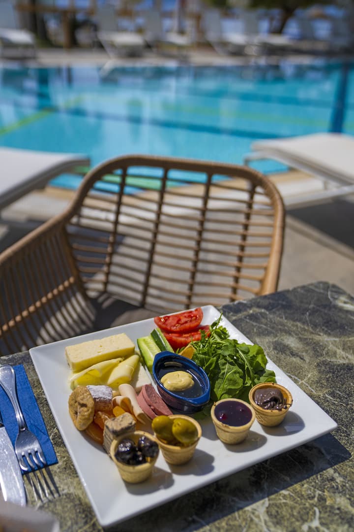 Cettia Beach Resort - Adults Only