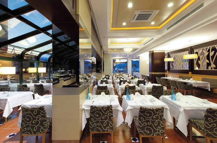 Cettia Beach Resort - Adults Only