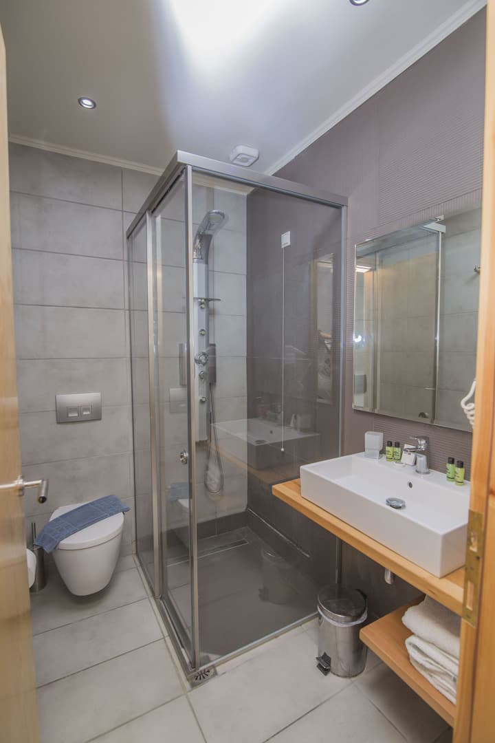Grand TheoNi Boutique Hotel & Spa