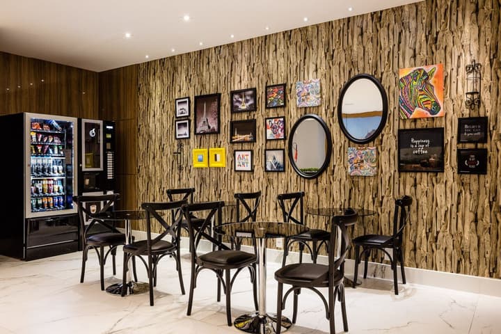VOX HOTEL