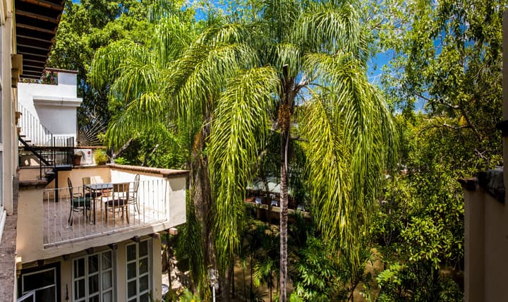 Garlands del Rio Riverside Boutique Hotel