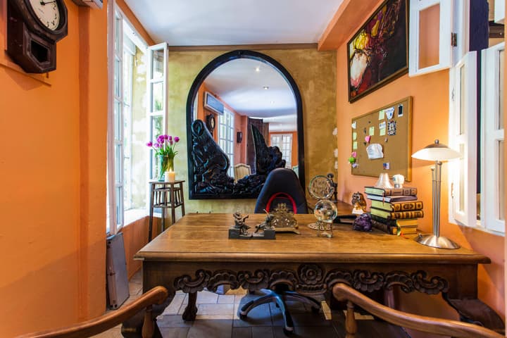 Garlands del Rio Riverside Boutique Hotel