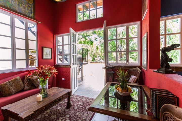 Garlands del Rio Riverside Boutique Hotel