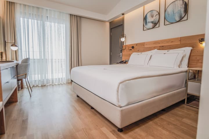 Miramare Beach Hotel