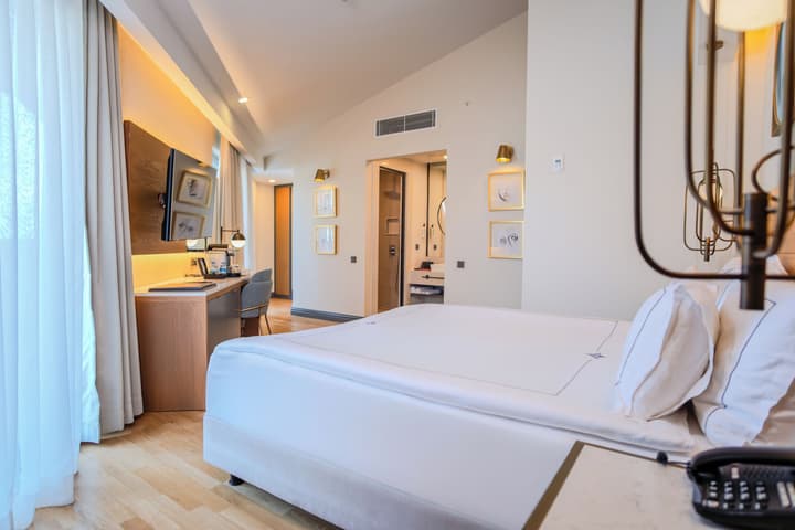 Miramare Beach Hotel