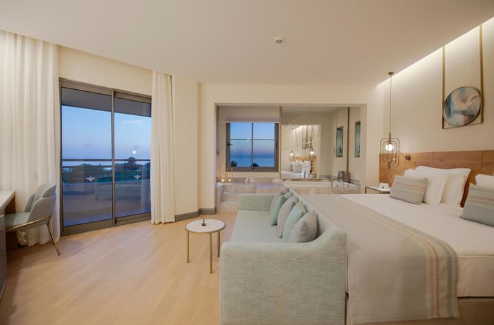 Miramare Beach Hotel