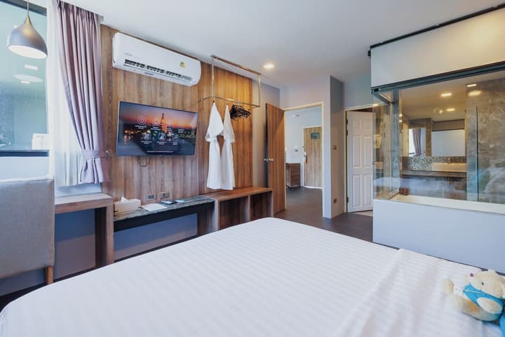 Cross Vibe Chiang Mai Decem