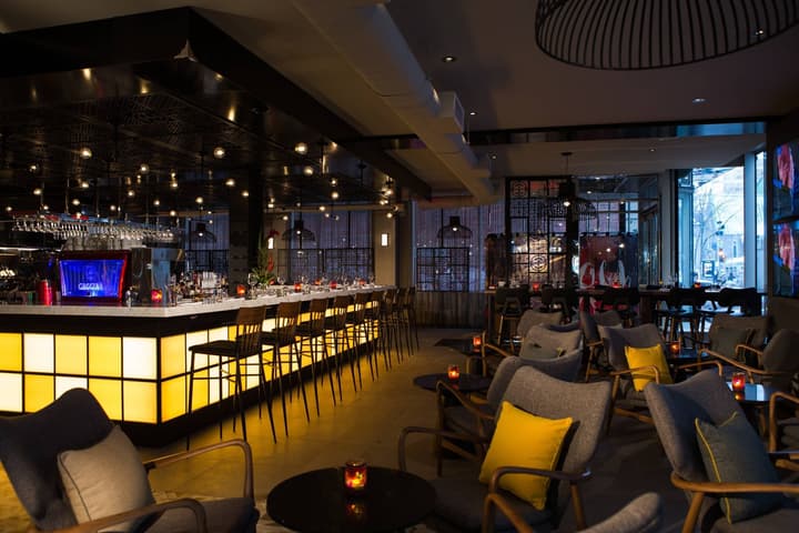 Renaissance Montreal Downtown Hotel