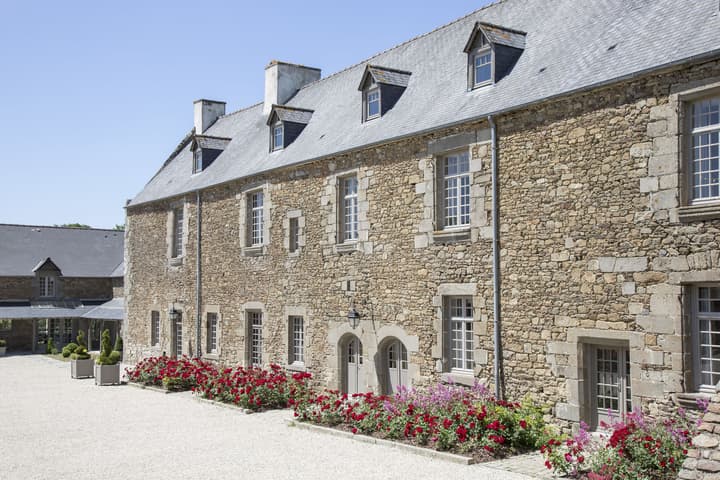 Hôtel de L'Abbaye Le Tronchet - Handwritten Collection