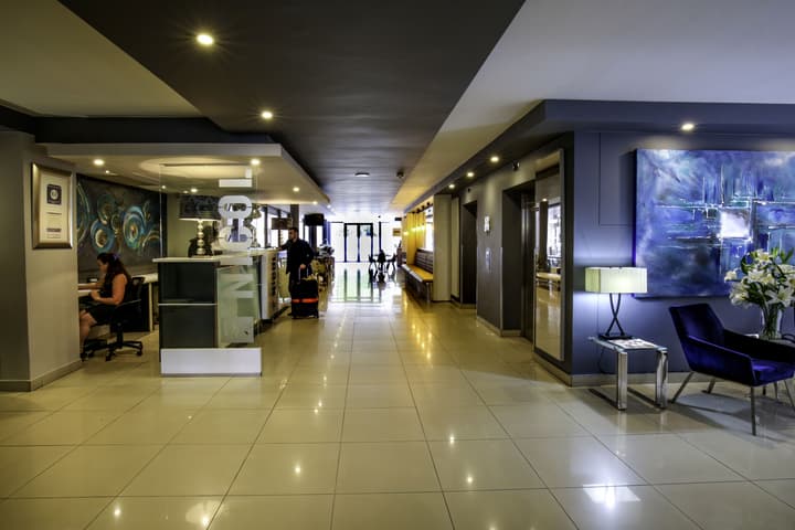The Nicol Hotel and Apartments
