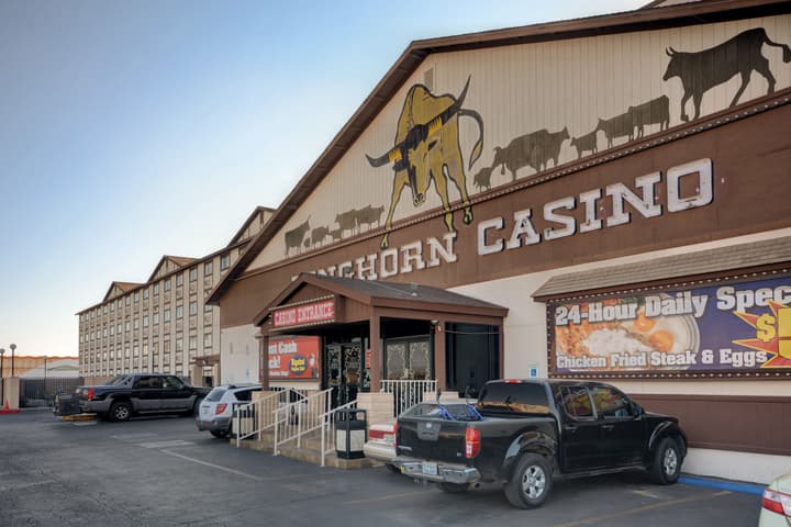 Longhorn Casino & Hotel