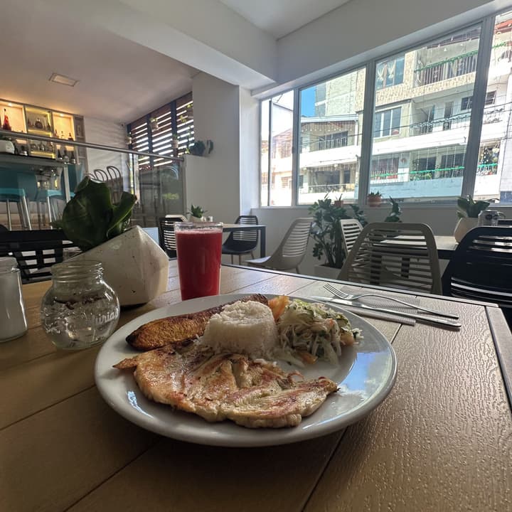 Hotel Sixtina Plaza Medellin