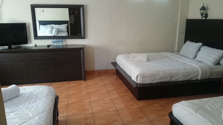 Agus Beach Inn