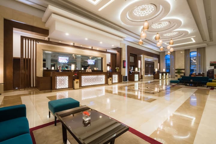 Savoy Le Grand Hotel