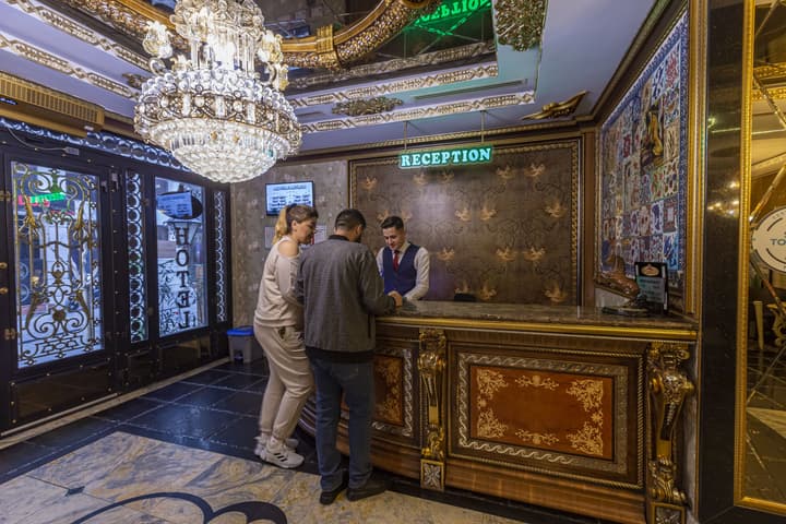 Laleli Blue Marmaray Hotel