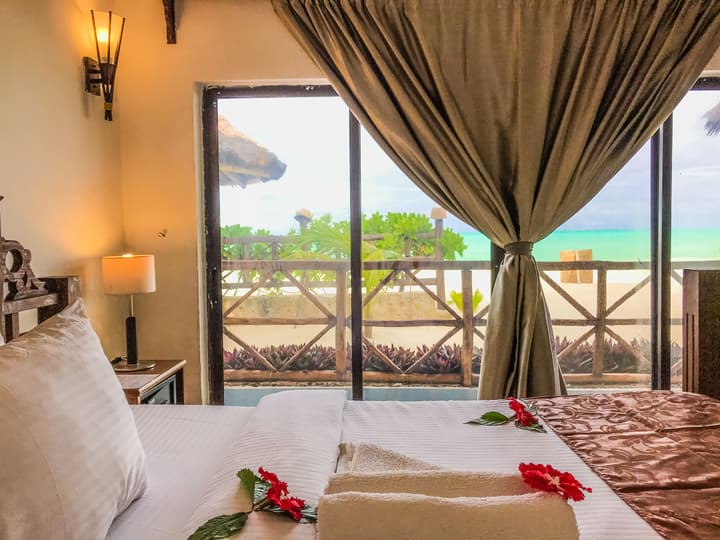 Jambiani White Sands Beach Bungalows