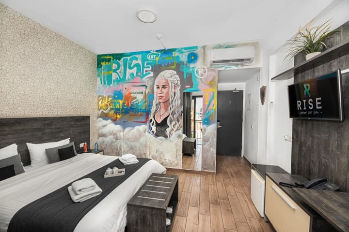 Rise Urban Art Hotel