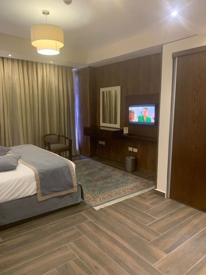City Rose Hotel Suites