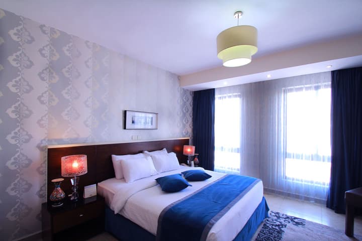 City Rose Hotel Suites