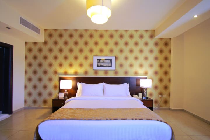 City Rose Hotel Suites