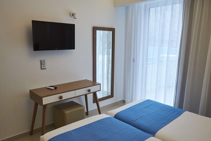 Troulis Aparthotel