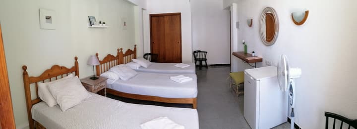 Hostal Saturno