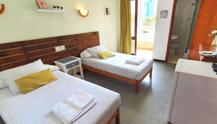 Hostal Saturno