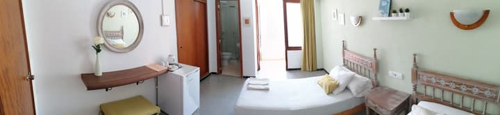 Hostal Saturno
