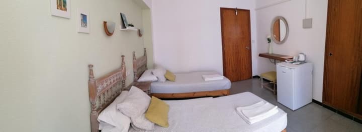 Hostal Saturno