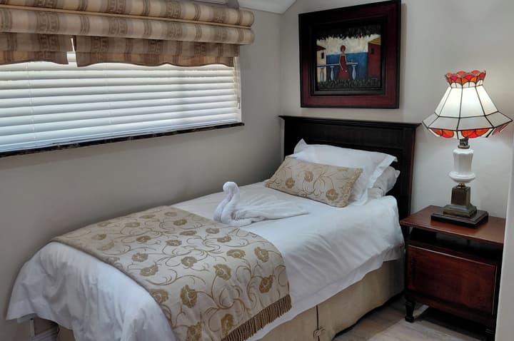 Royal Ridge Guest House and Apartments