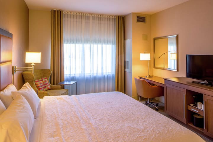 Hampton Inn Houston Downtown Convention Center