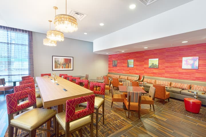 Hampton Inn Houston Downtown Convention Center