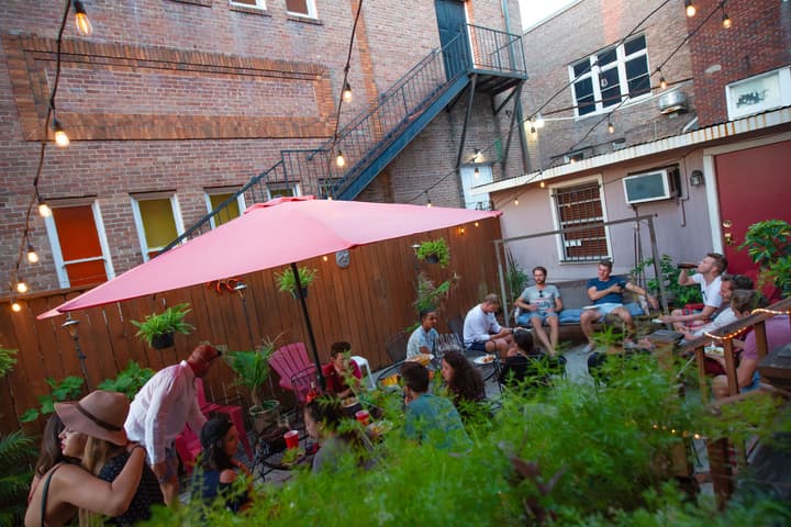 Auberge Nouvelle Orleans Hostel