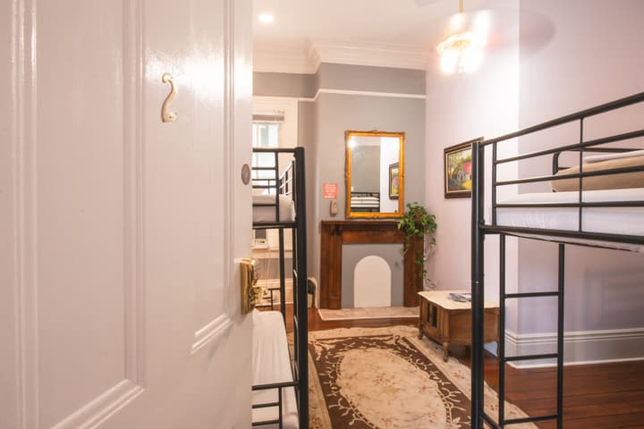 Auberge Nouvelle Orleans Hostel