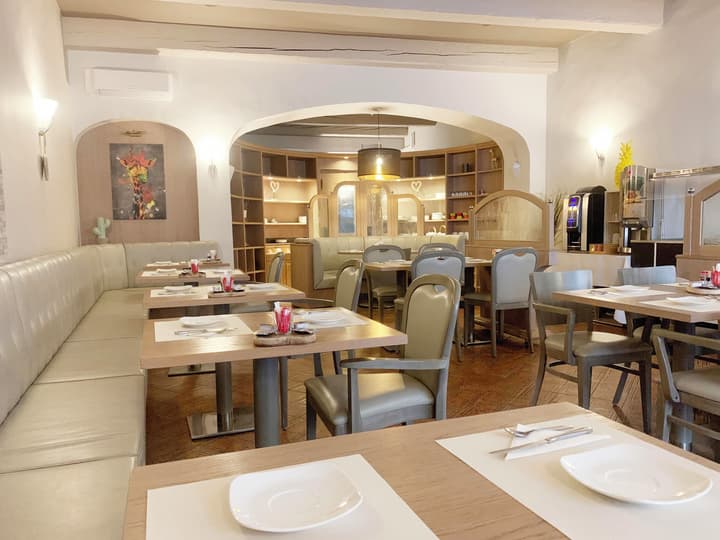 BRIT HOTEL Confort Le Revest Sainte Maxime
