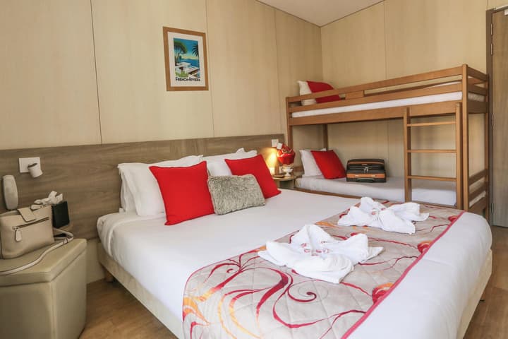BRIT HOTEL Confort Le Revest Sainte Maxime