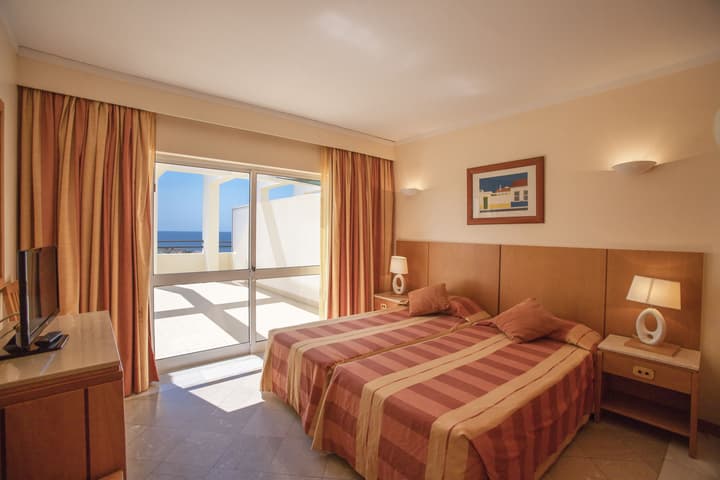 Interpass VAU Hotel & Apartaments