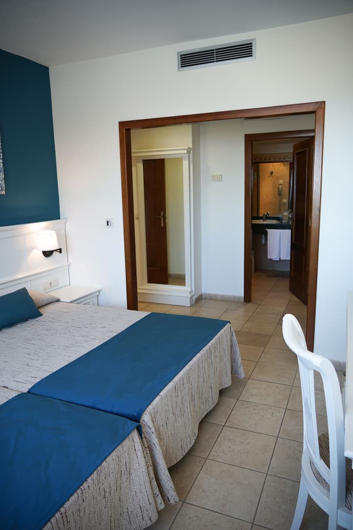 Ohtels Cabogata