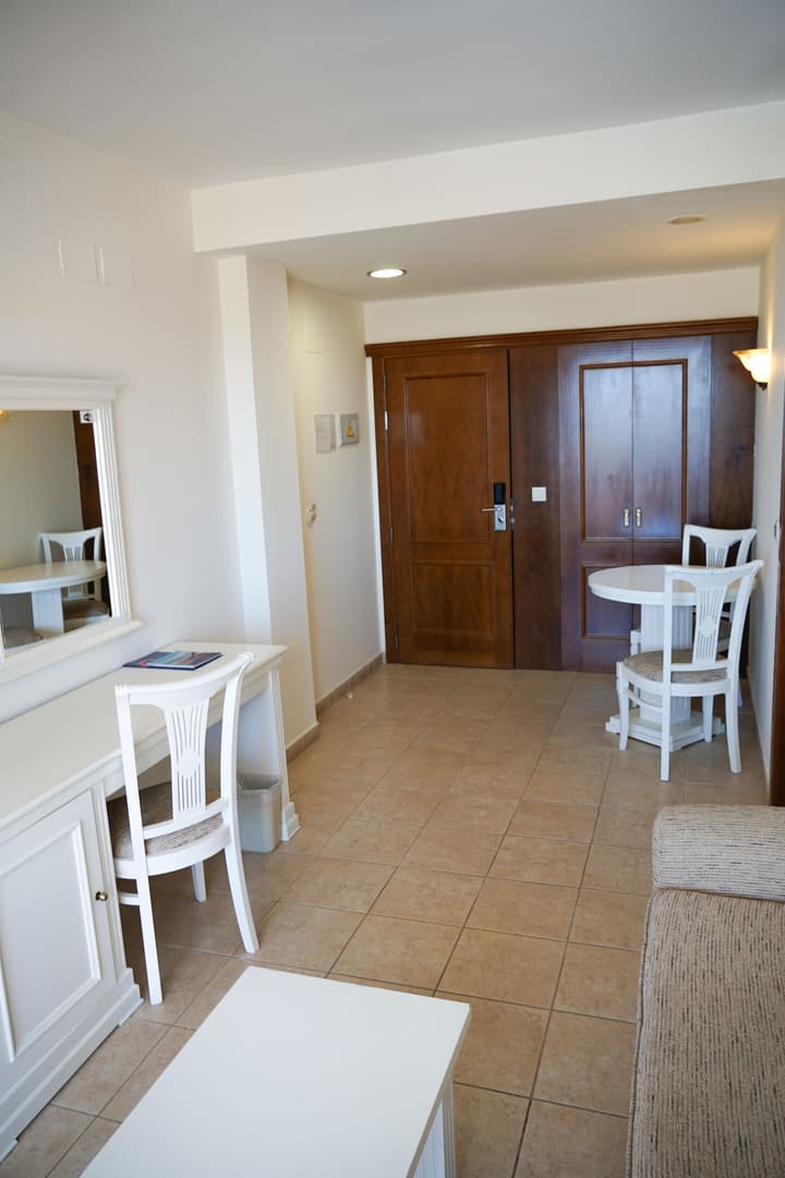 Ohtels Cabogata