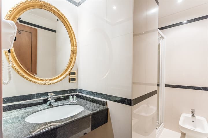 Raeli Hotel Regio