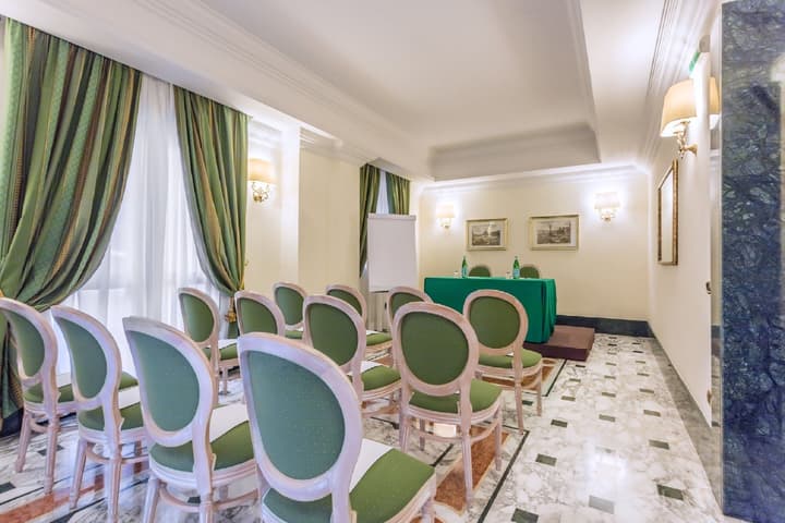 Raeli Hotel Regio