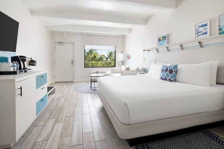 Blue Flamingo Resort Key West