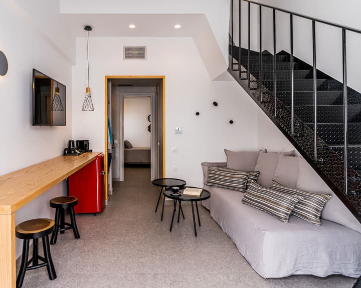 Hippocampus Hotel