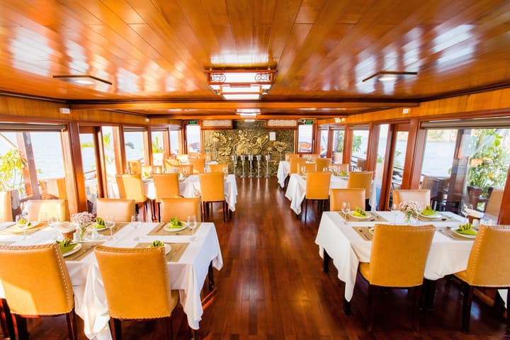 Victory Cruise